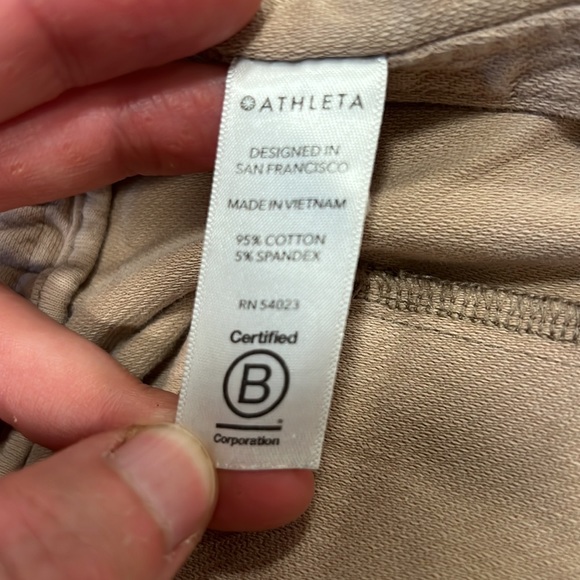 Athleta Farallon Short size 8 - Picture 4 of 7